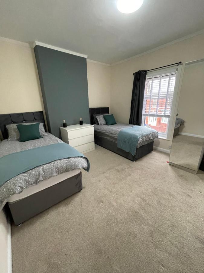 Bentley Place Crewe Εξωτερικό φωτογραφία