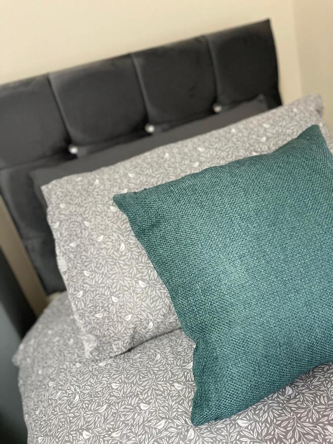 Bentley Place Crewe Εξωτερικό φωτογραφία
