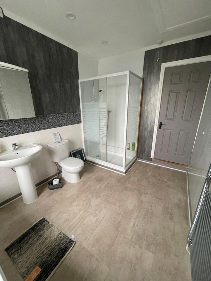 Bentley Place Crewe Εξωτερικό φωτογραφία