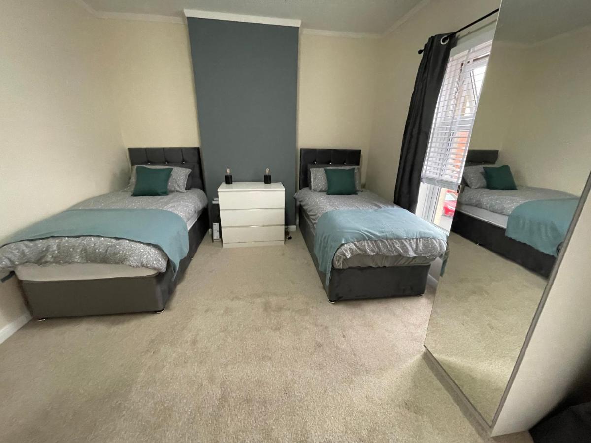 Bentley Place Crewe Εξωτερικό φωτογραφία